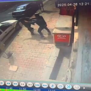 Esenyurt’ta kavgayı ayırmak isterken vurulan kişi öldü