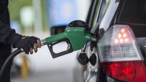akaryakitta son durum guncel benzin motorin ve lpg fiyatlari Edsh7L67.jpg