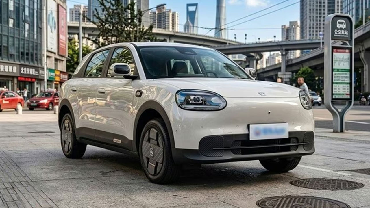 9.000 euro'luk Çinli elektrikli otomobil satışa sunuluyor
