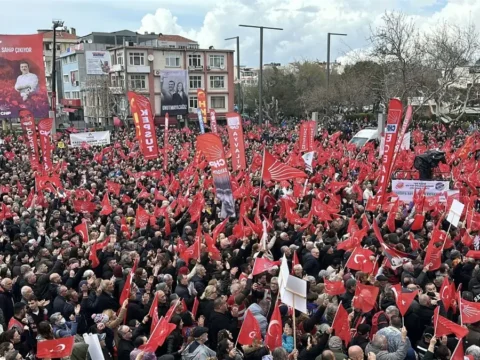 Özgür Özel: Milletimden Özür Diliyorum