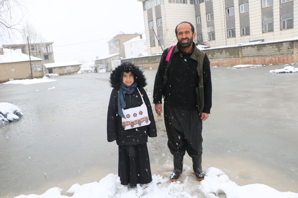 Yüksekova’da Su Birikintileri Problemi Giderek Büyüyor