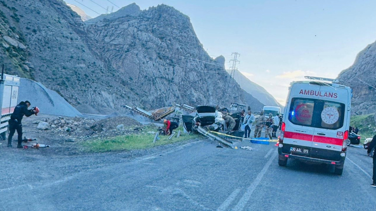 CHP’de 2 ayrı grup toplantısı: Özgür Özel, TBMM’de konuşuyor