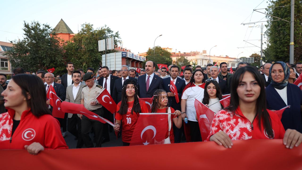 Başkan Altay’dan 15 Temmuz mesajı: ‘Zalim odaklar 15 Temmuz’u iyi okumalı’ Baskan altaydan 15 temmuz mesaji zalim odaklar 15 temmuzu iyi okumali bypqCbfG