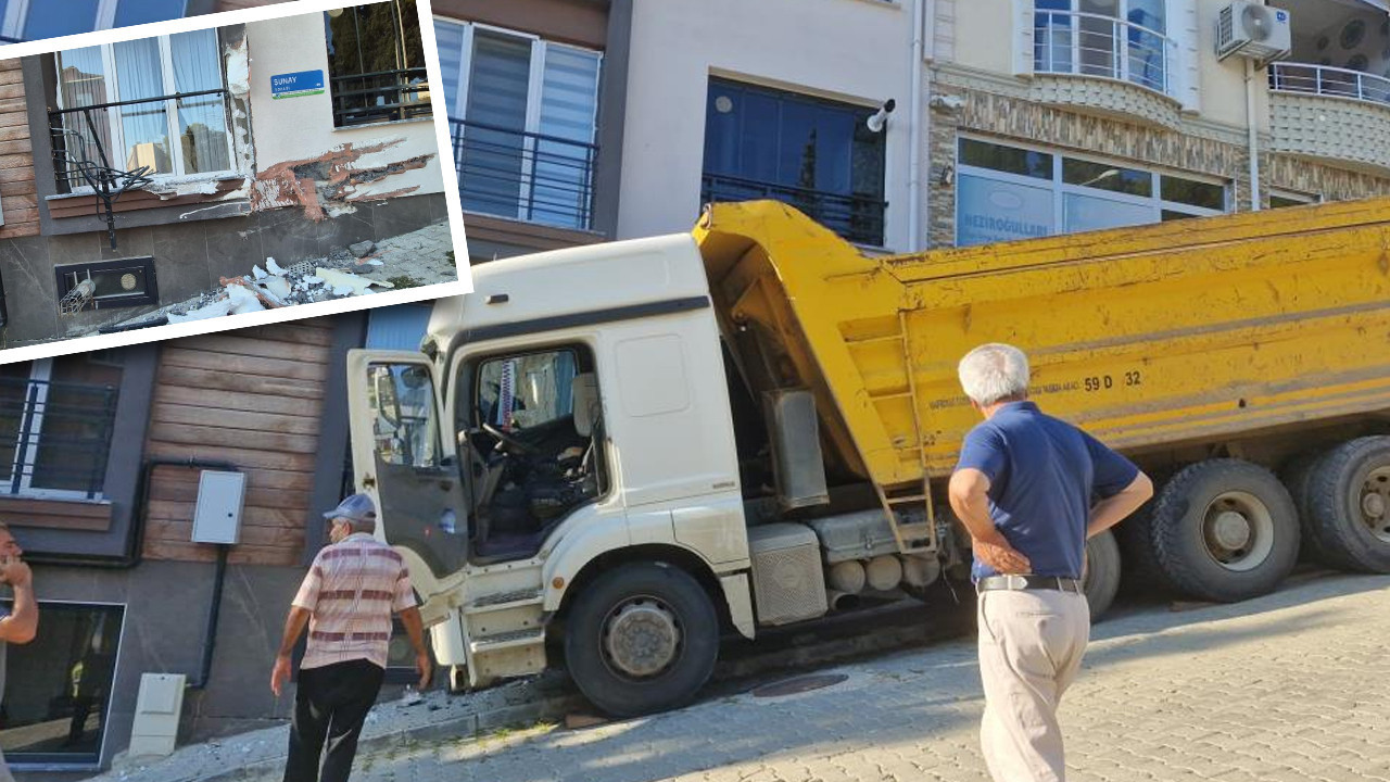Tekirdağ’da korkutan kaza: Freni boşalan dev kamyon eve çarparak durabildi Img