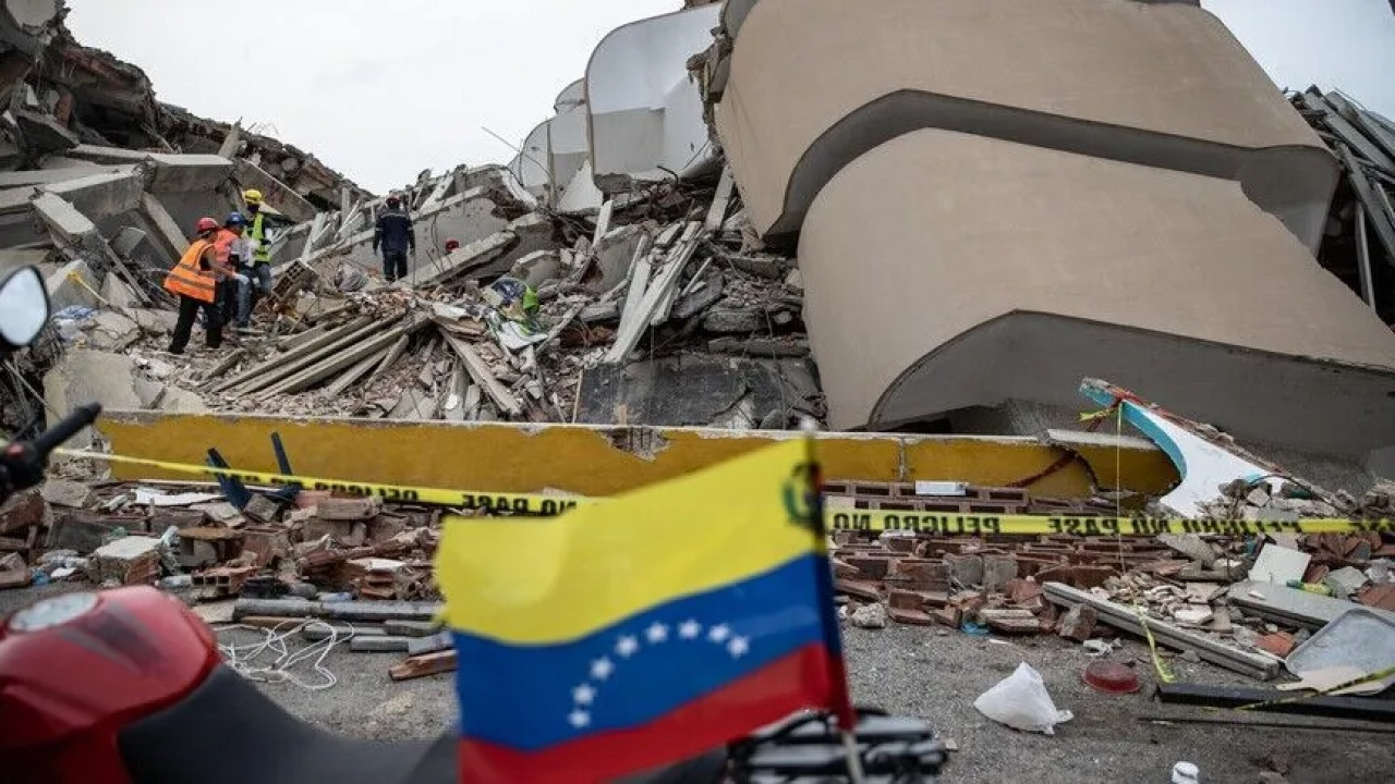 Venezuela’daki depremde ölü sayısı 5 bini geçti Venezueladaki depremde olu sayisi 5 bini gecti aUy9d1w3